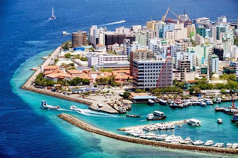biggest cities in maldives